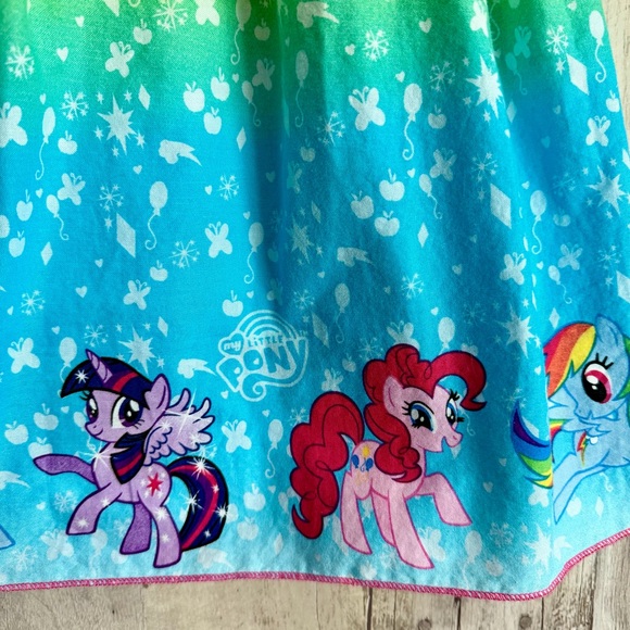 Vibrant My Little Pony girls/toddler sundress summer Play Wear - Picture 3 of 5